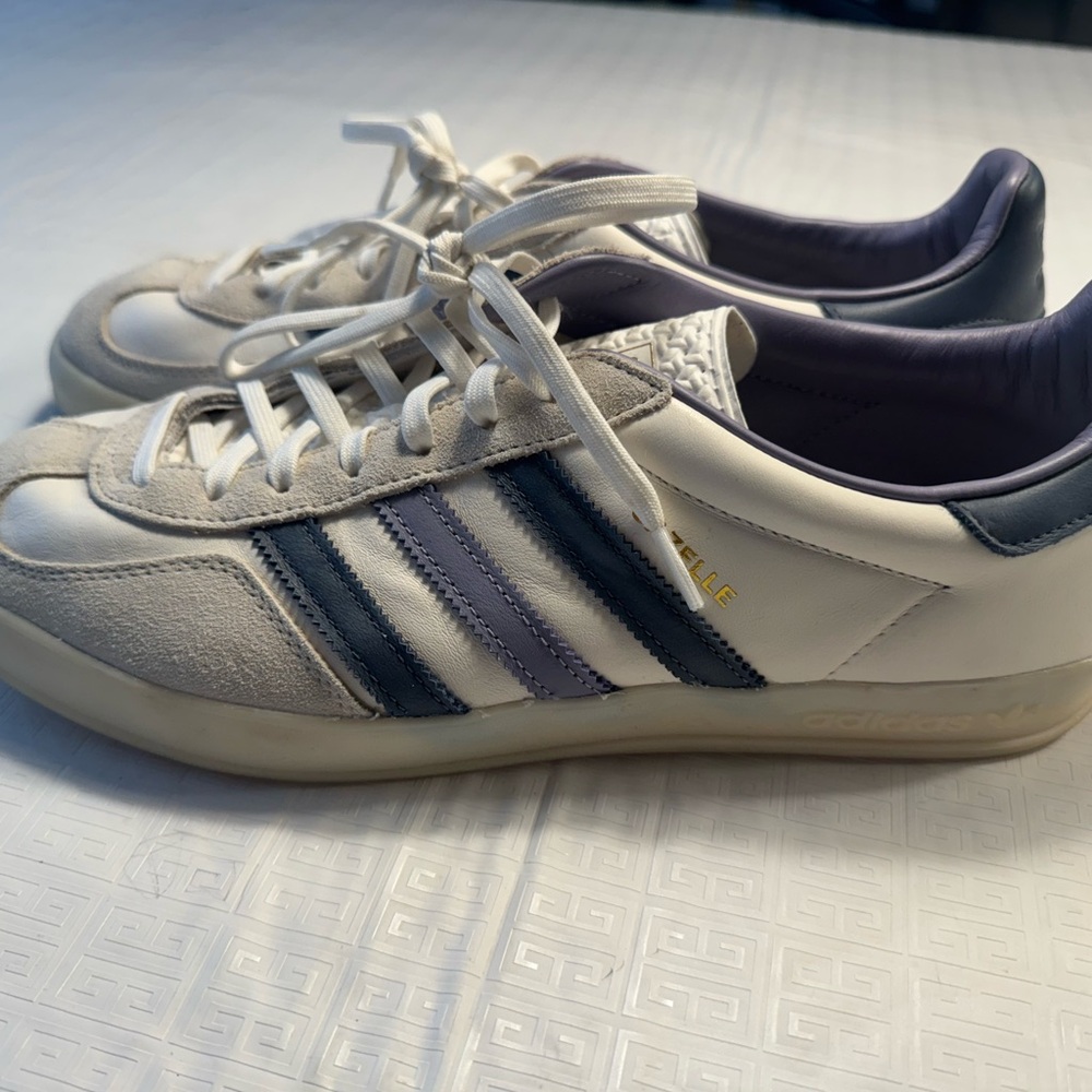 Adidas White and Purple Sneakers